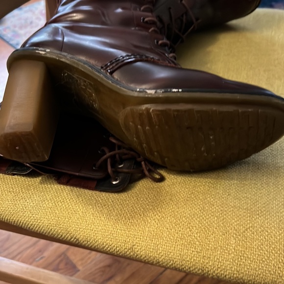 Authentic Doc Marten mid-calf boots. - Picture 4 of 7